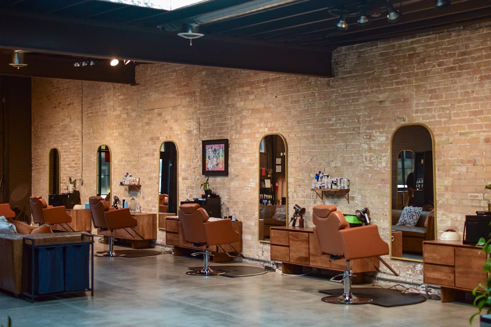 Lucero Hair and Wellness ✂
