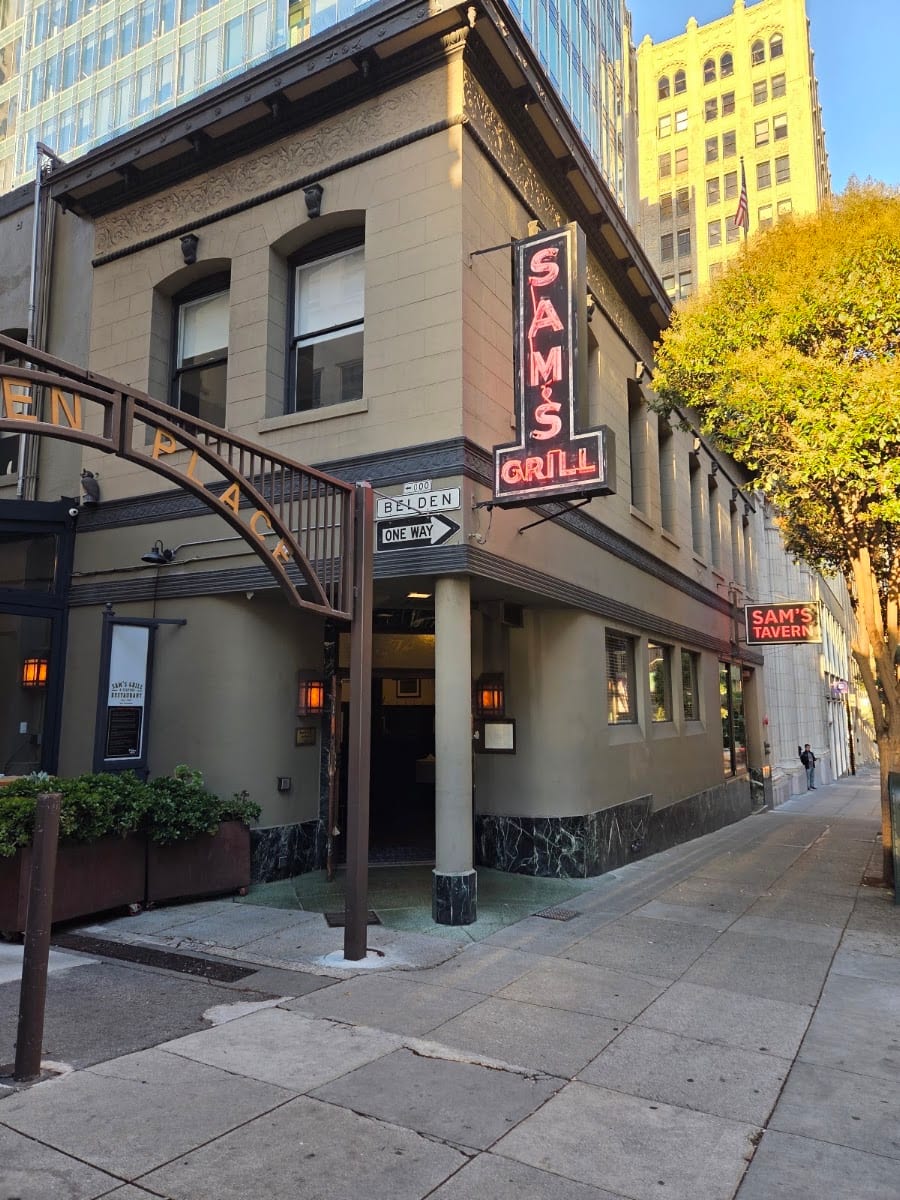Sam's Grill & Seafood Restaurant, photo 2