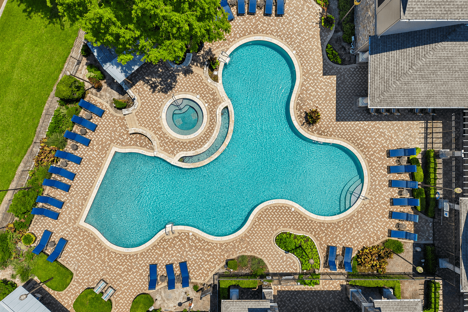 Las Brisas Apartments, photo 2