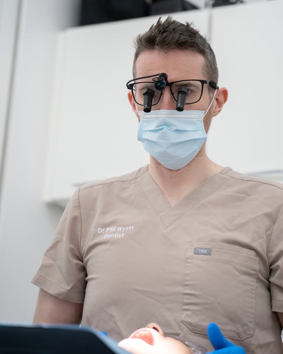 Smiles and Smiles by L&Y Dental City