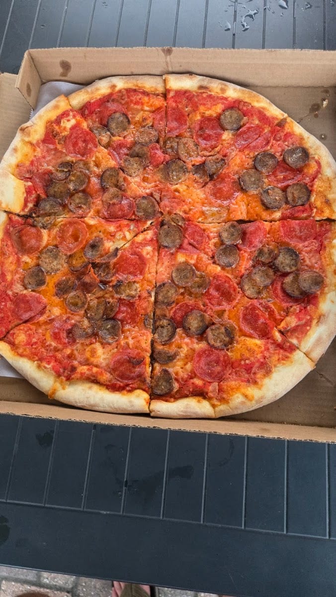 Tampa pizza delivery