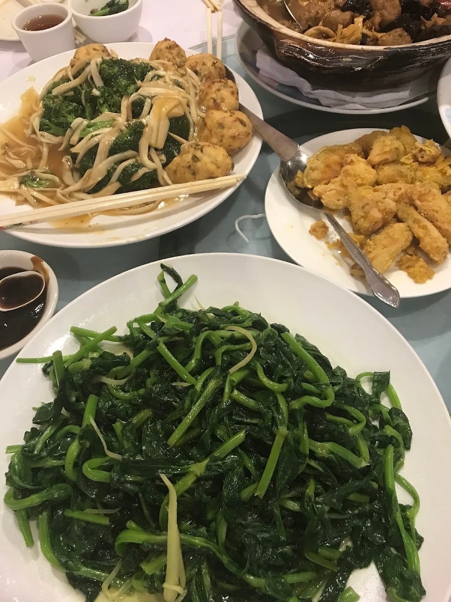 Ming's Diner, photo 3