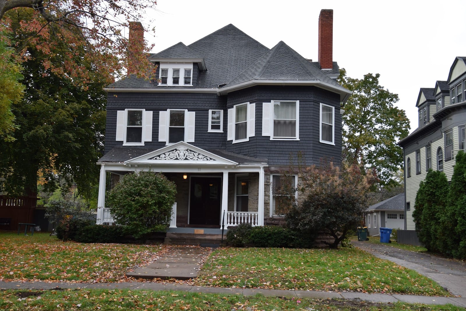 Lana Properties, photo 2