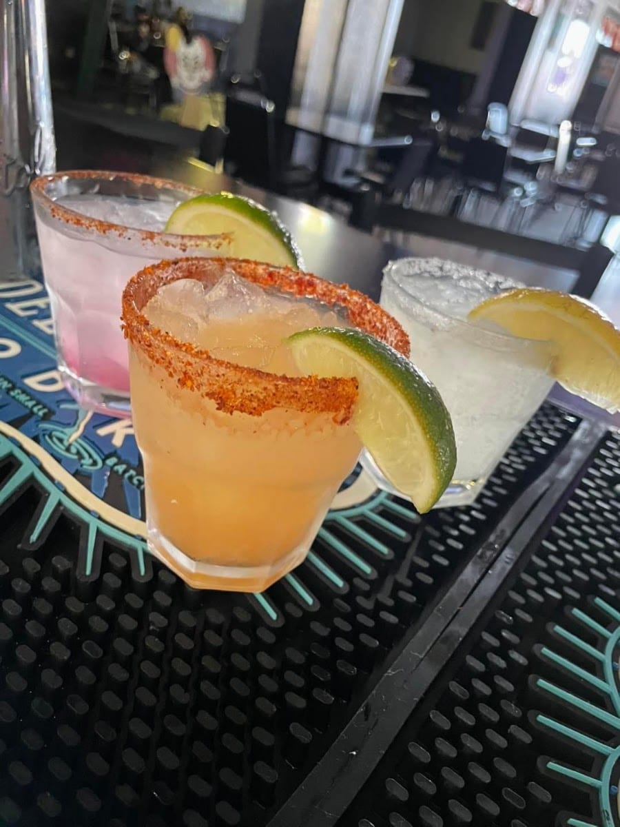 Bar EO