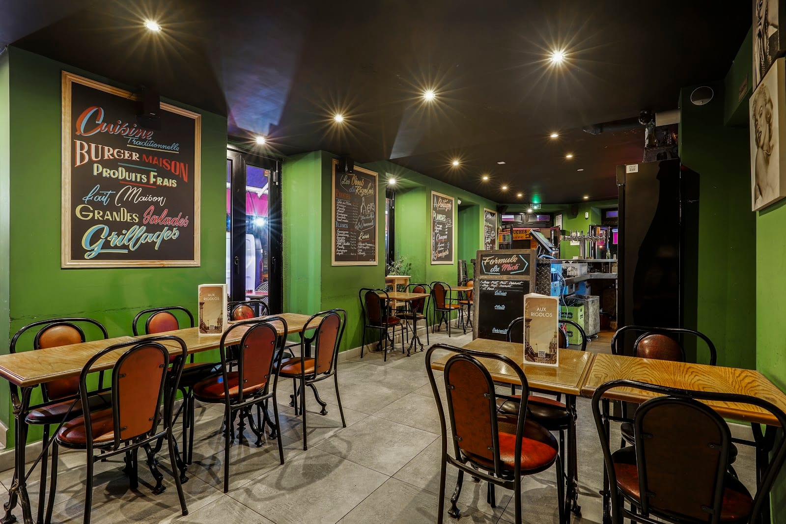aux rigolos café bar restaurant, photo 2