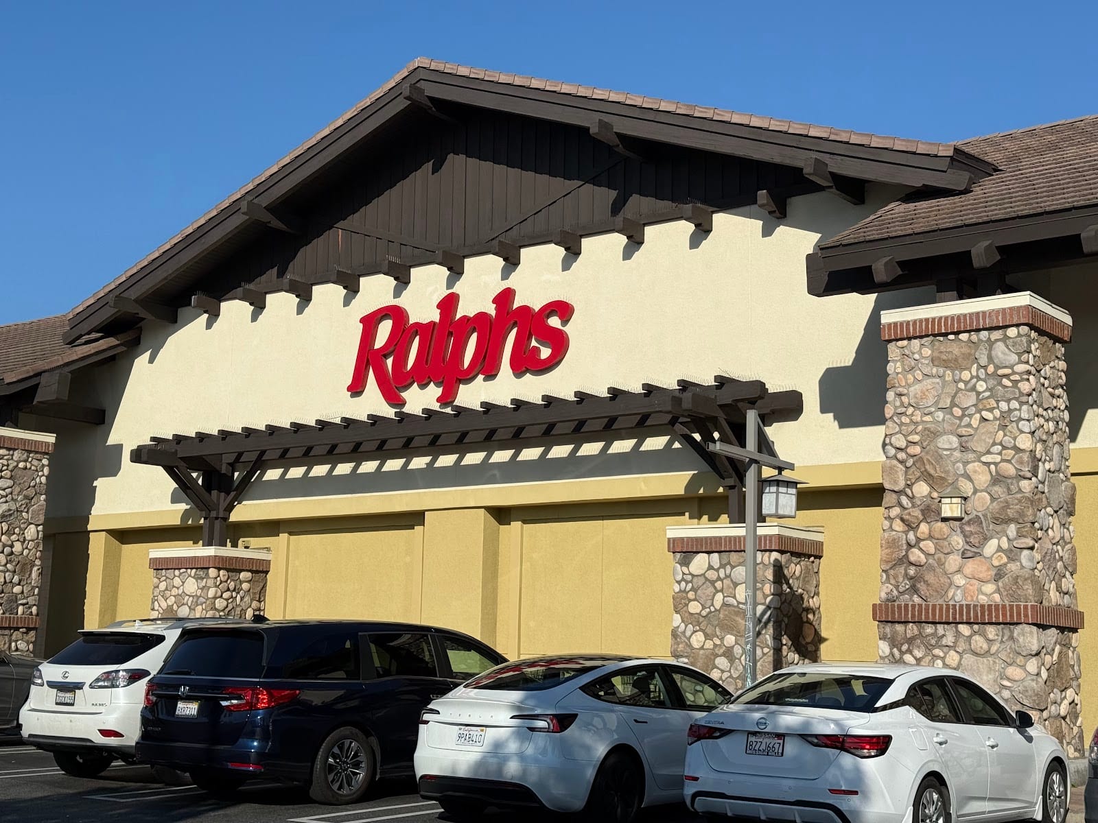 Ralphs, photo 2