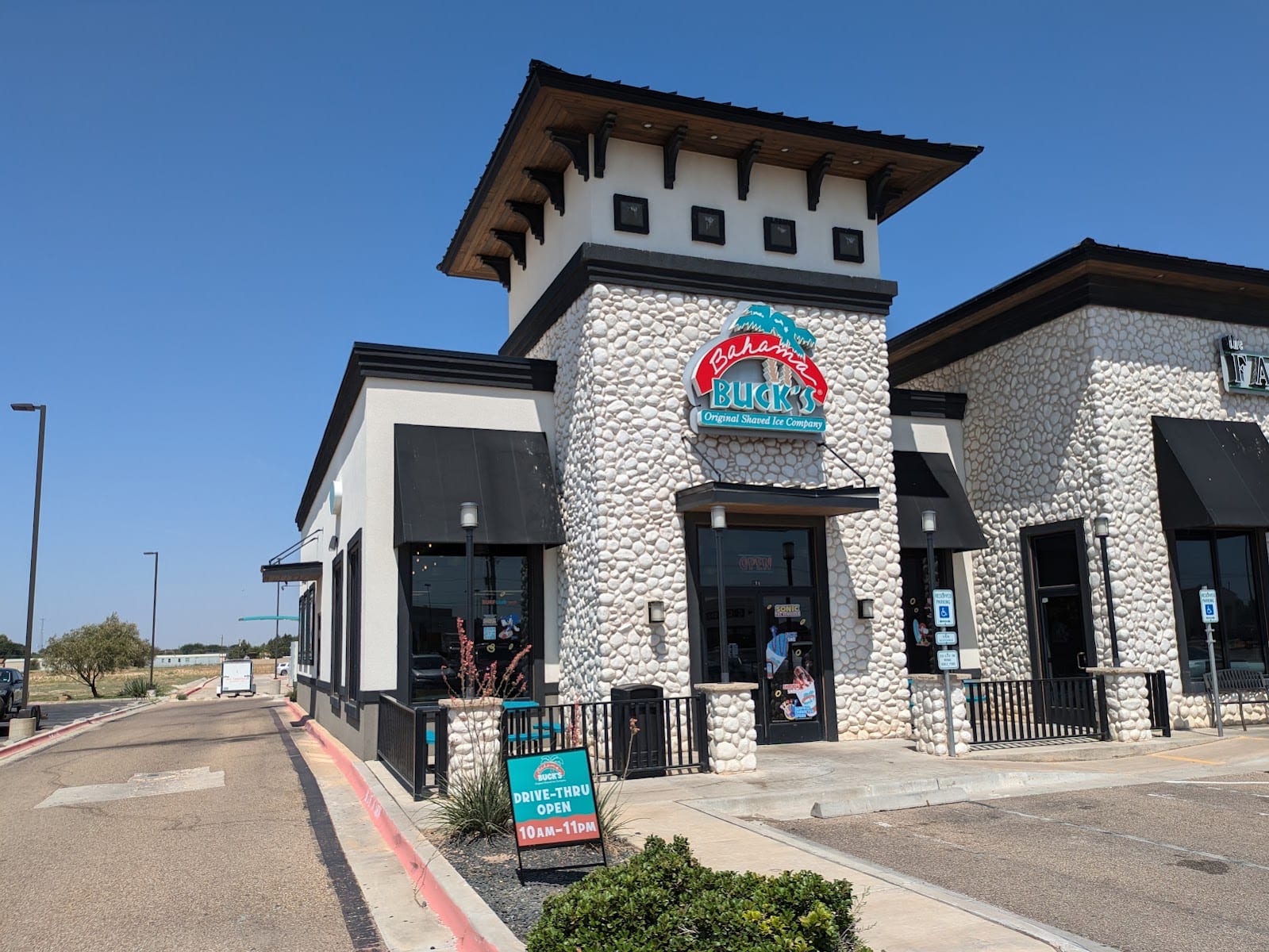 Bahama Buck's - Lubbock (Milwaukee Avenue), photo 4