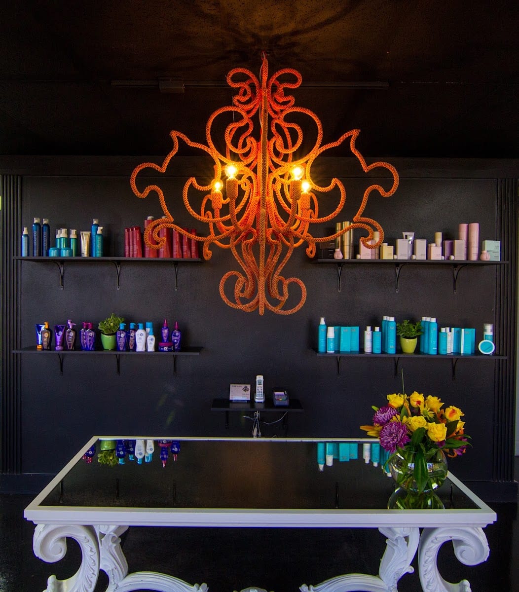 Tease Salon, photo 3