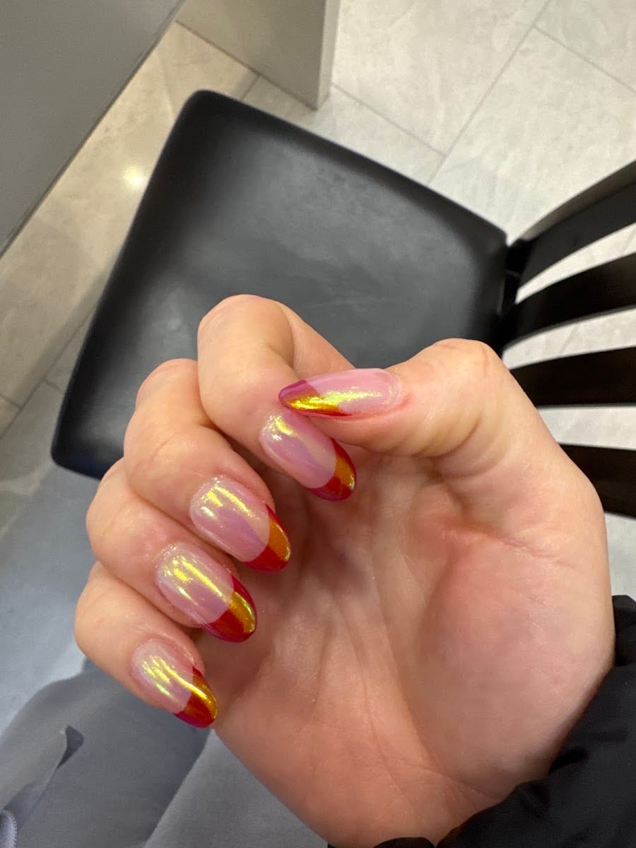 Simply Unique Nails, photo 2