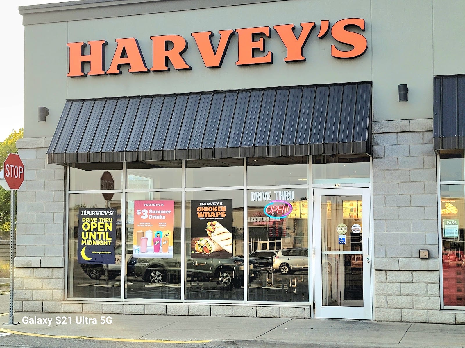 Harvey's, photo 2