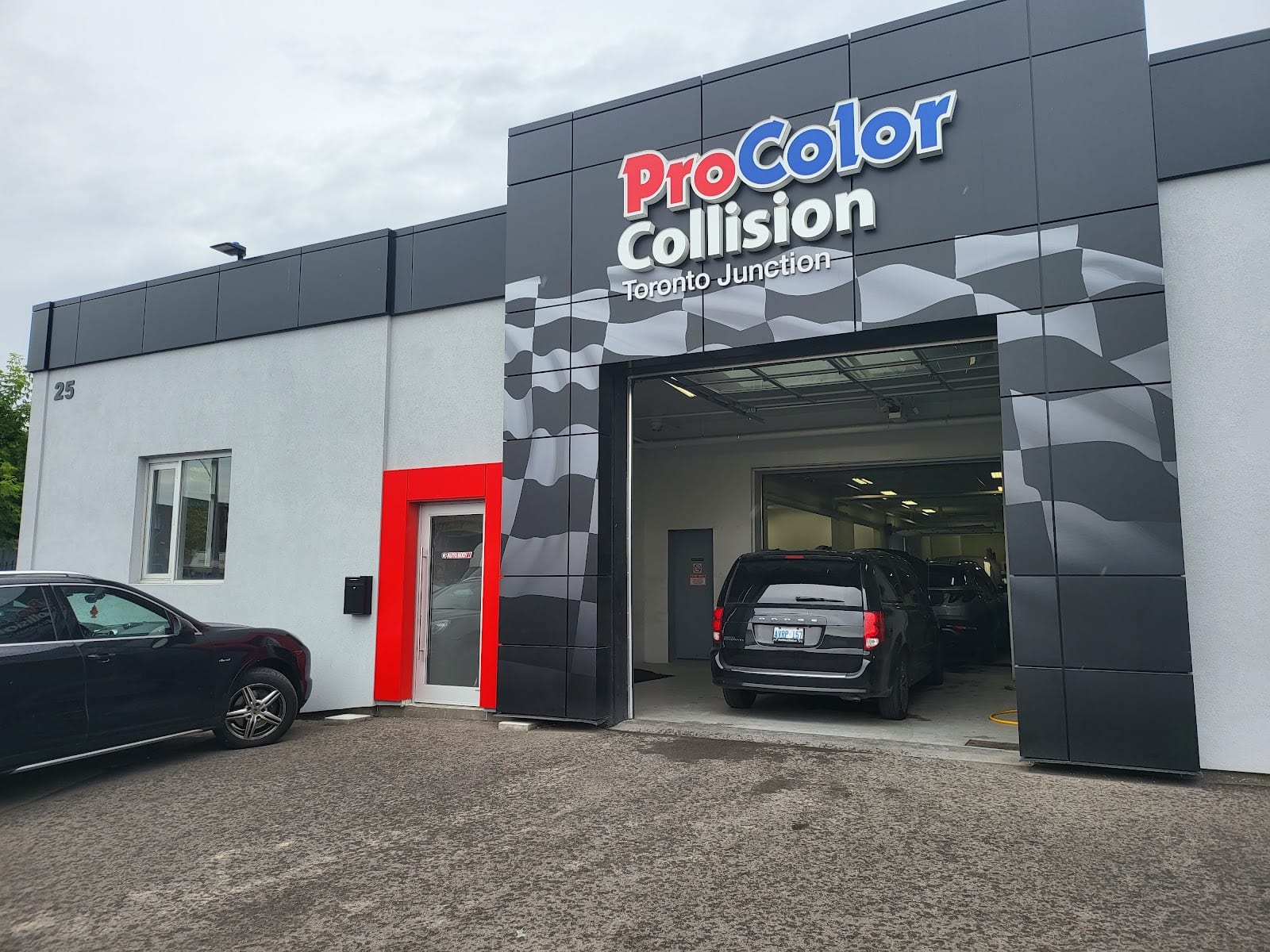 ProColor Collision Toronto Junction ( CP AUTO BODY), photo 3