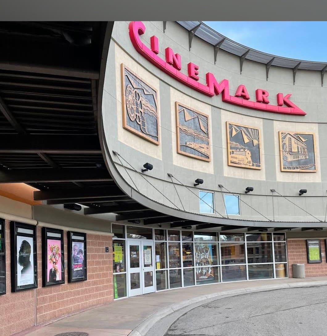 Cinemark Helena and XD