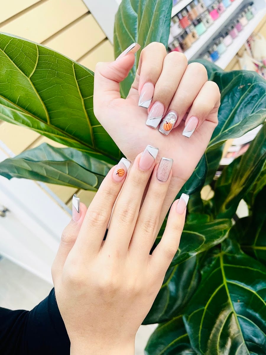 Jessi’s Nails & Spa