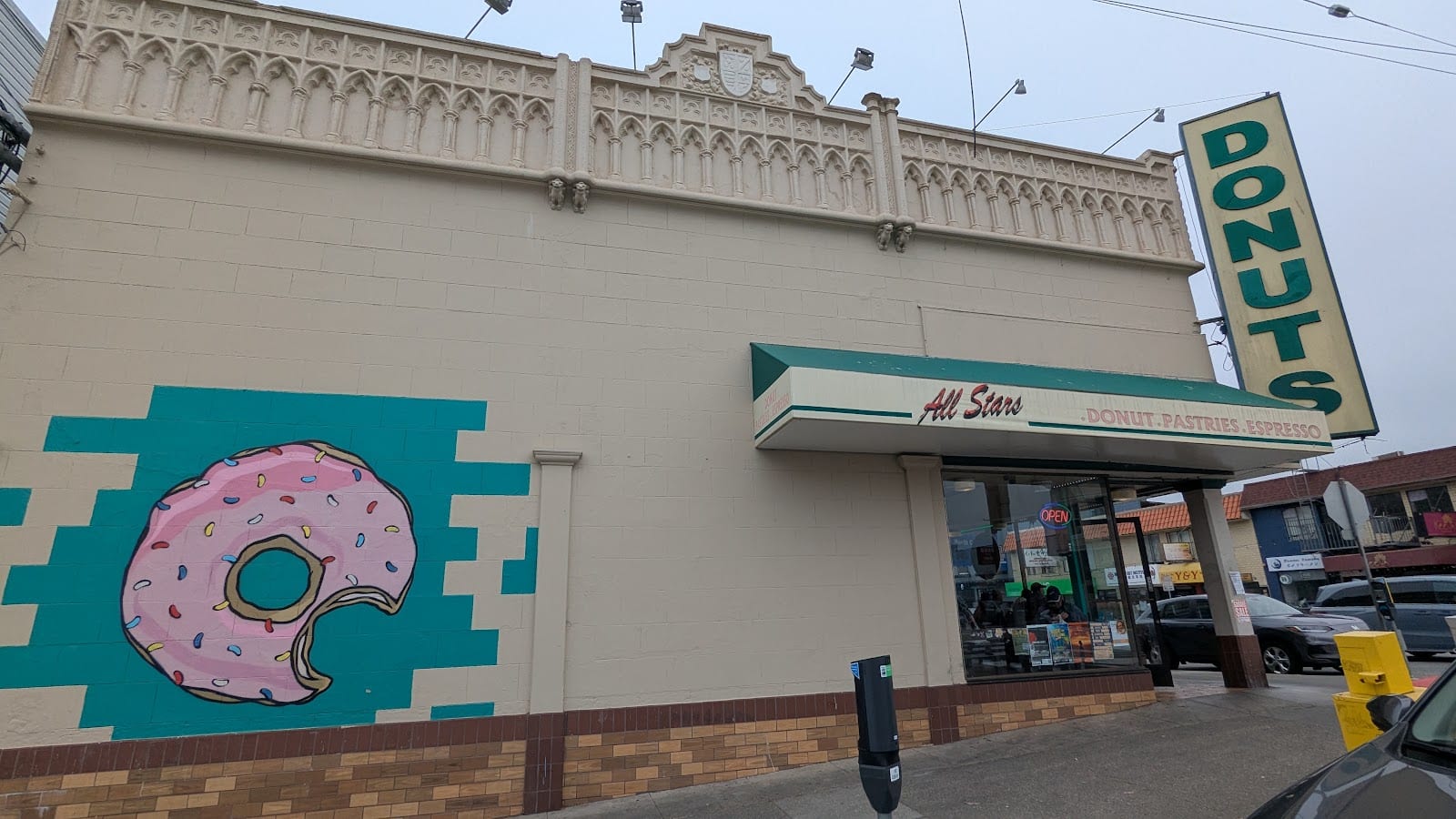 Allstar Donuts
