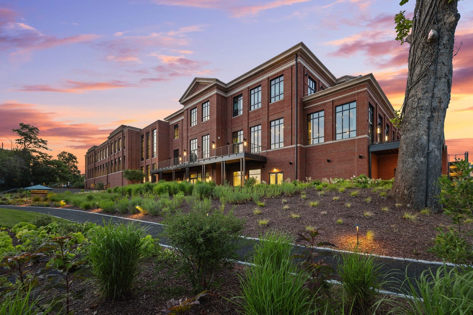 Fluegel Alumni Center, photo 4