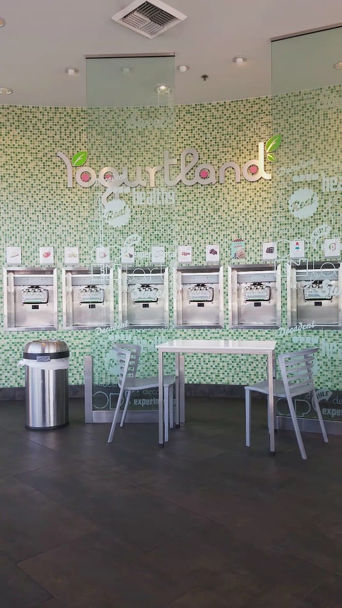 Yogurtland Santa Ana, photo 3