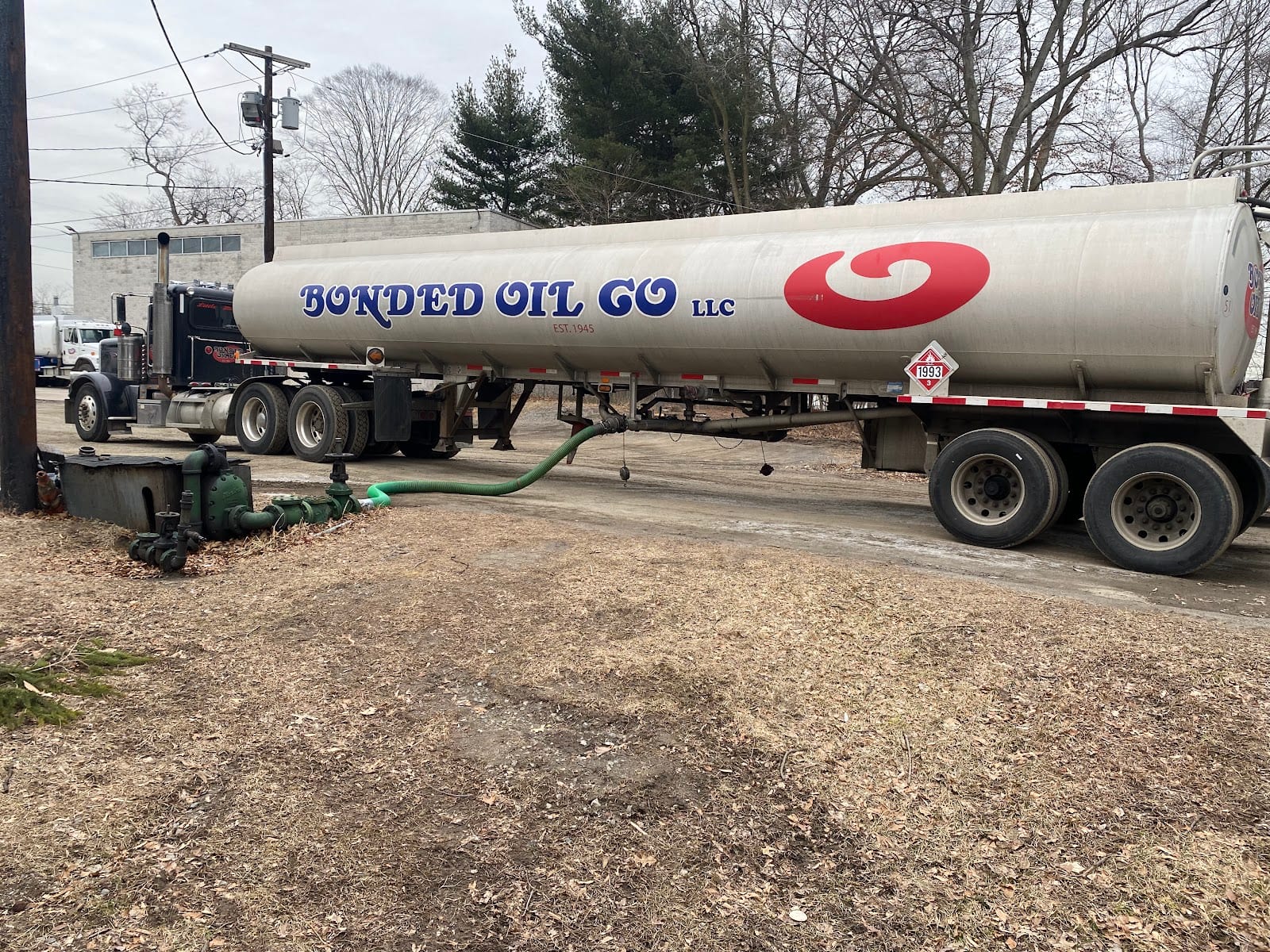 Bonded Oil Co, photo 4