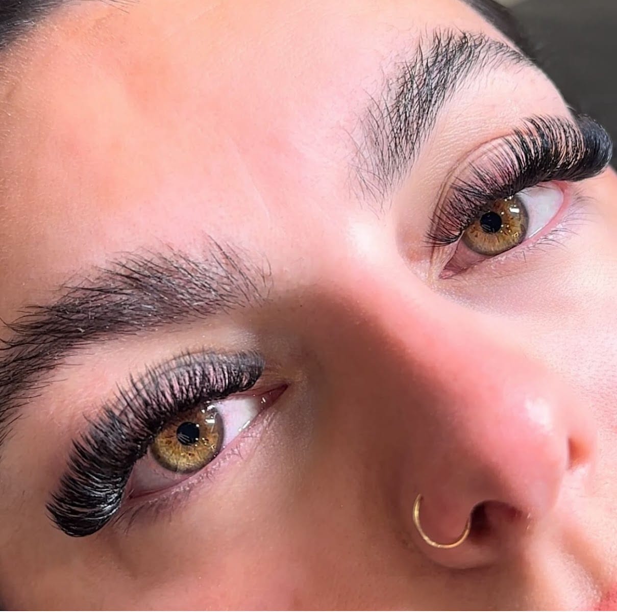 Let's Lash, photo 3