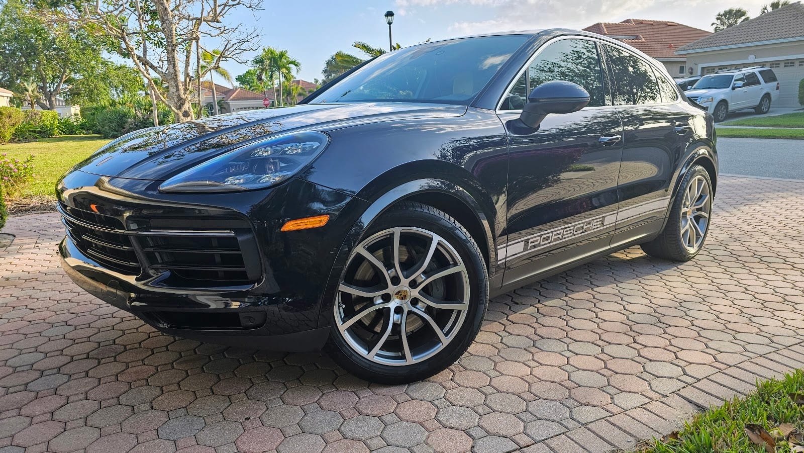 Suncoast Porsche Service & Parts Department, photo 3