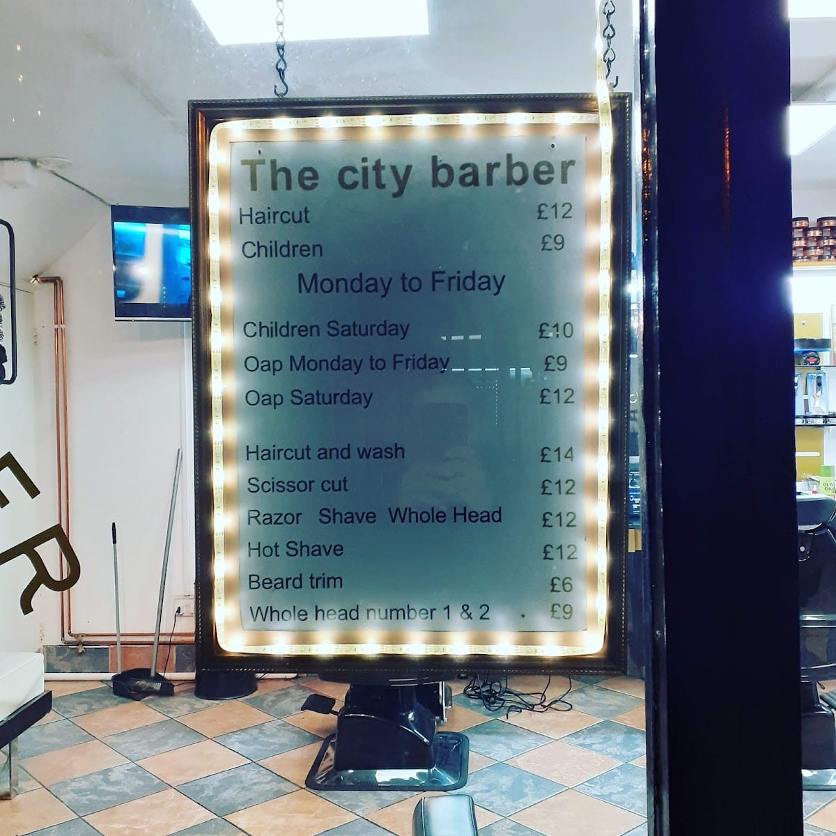 The City Barber, photo 4