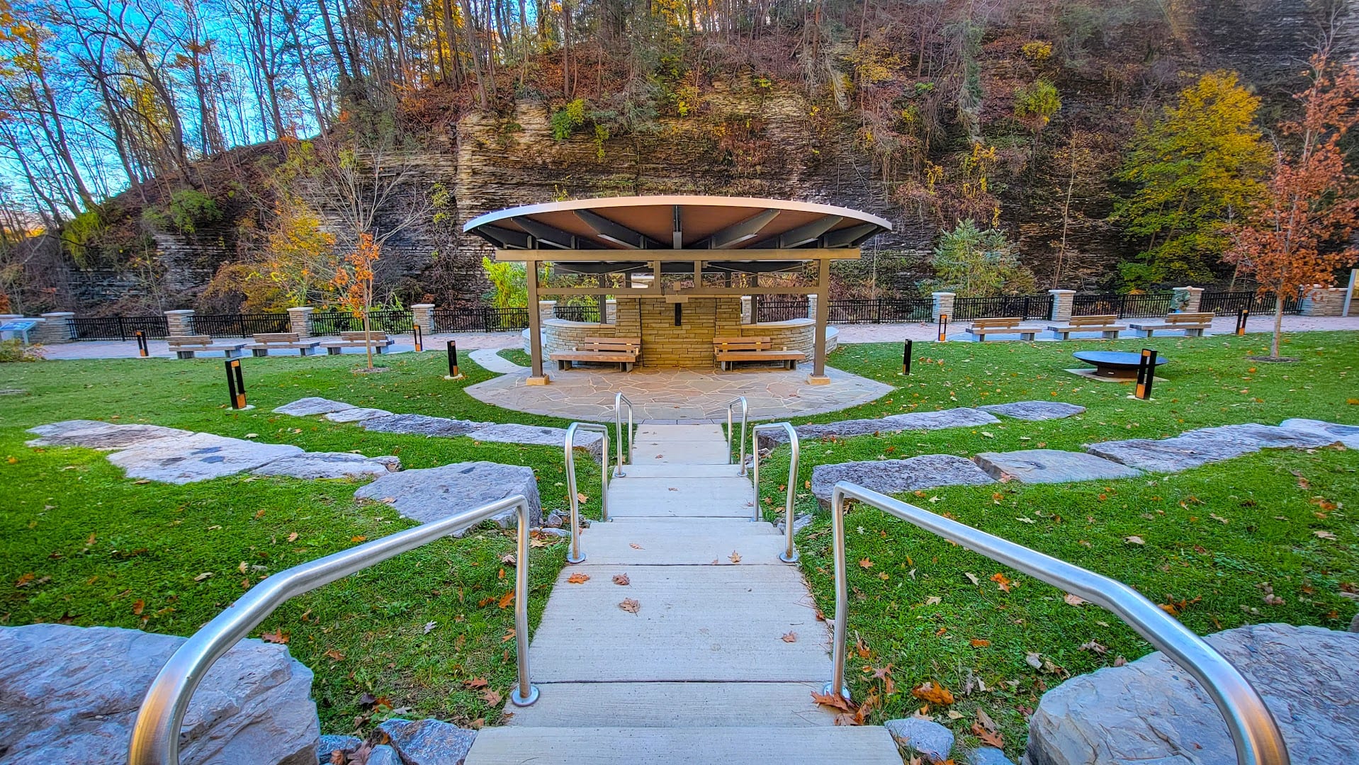 Saratoga Associates, photo 4