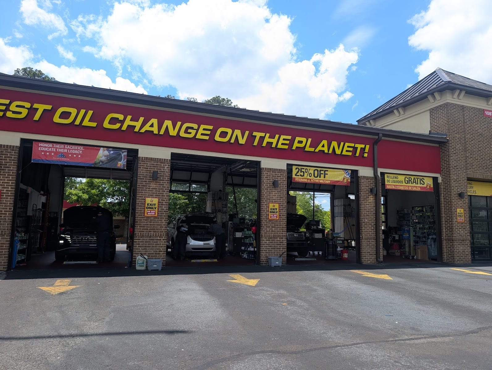 Take 5 Oil Change, photo 4