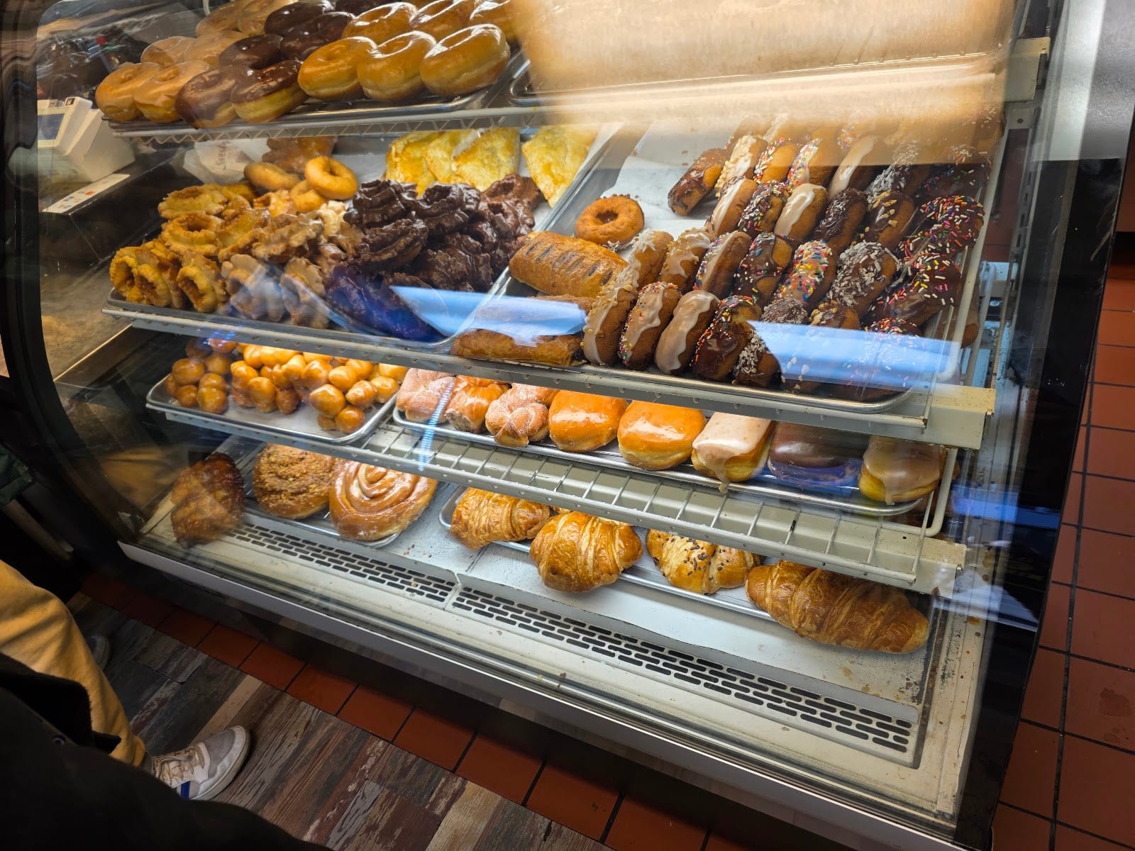 Golden Gate Donuts, photo 2