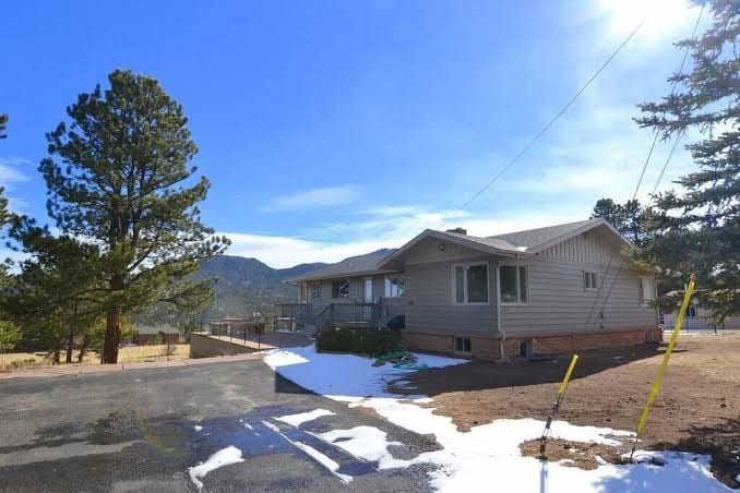 Luxury Golf Course Getaway – Minutes from Downtown & Wildlife Galore!