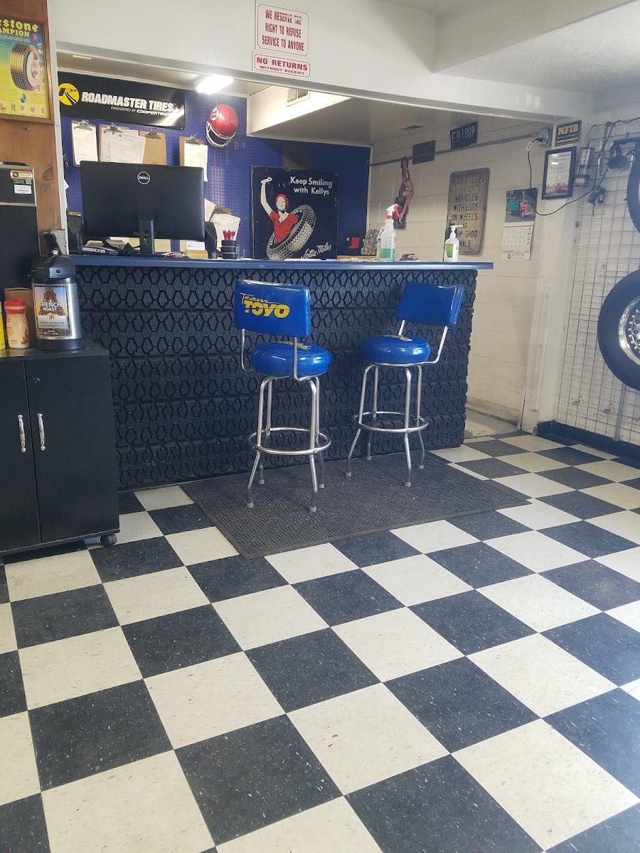 West Valley Tire Inc, photo 3