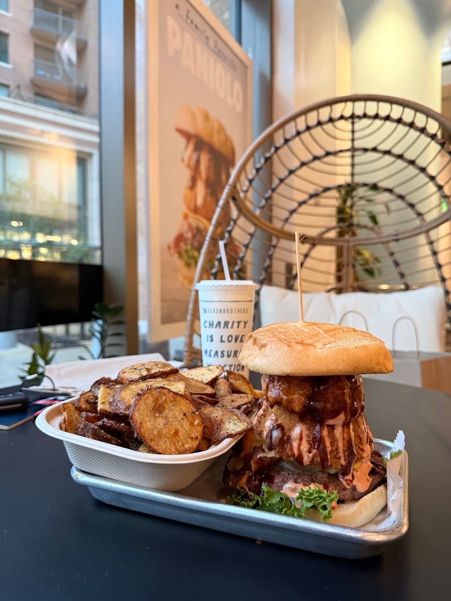 Seven Brothers Burgers, photo 4