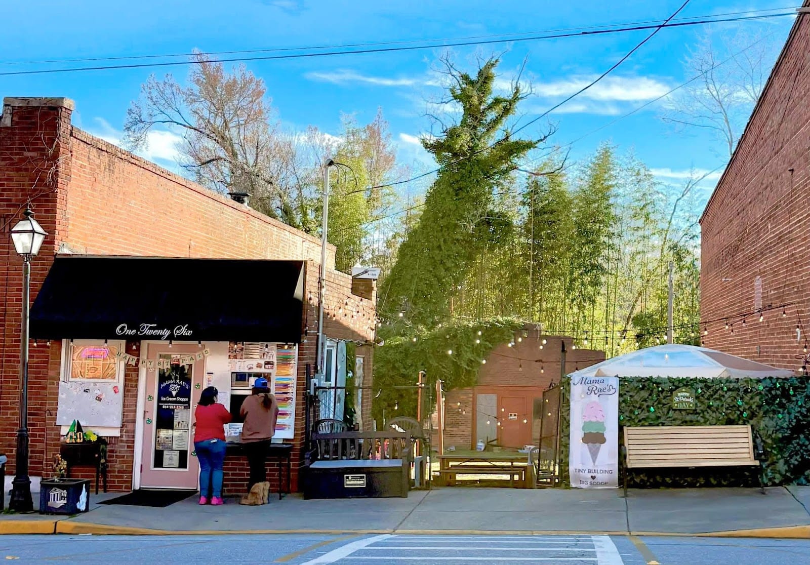 Mama Rae's Ice Cream Shoppe, photo 4