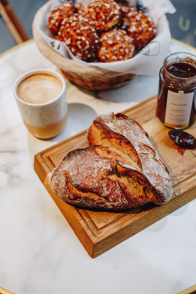 Leonie Bakery