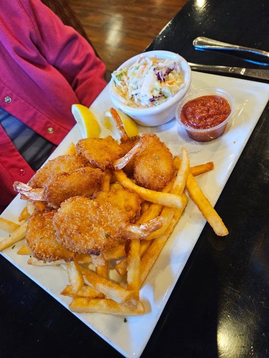 Edge of Town Bar & Grille