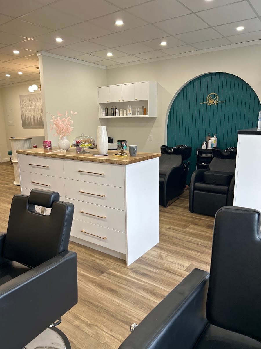 Maison Shania Beauty & Barber Shop, photo 3
