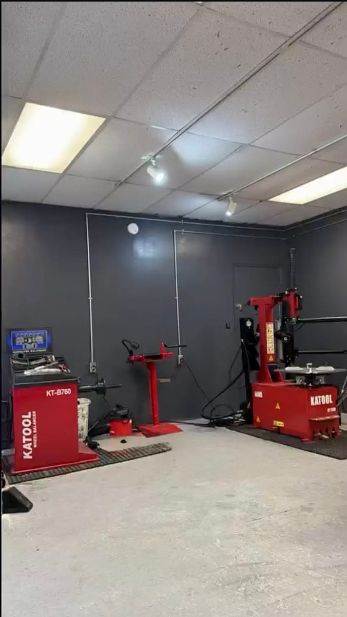 Bay Brothers Tire & Auto, photo 3