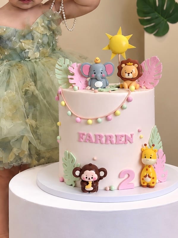 Golden Queen Pastry