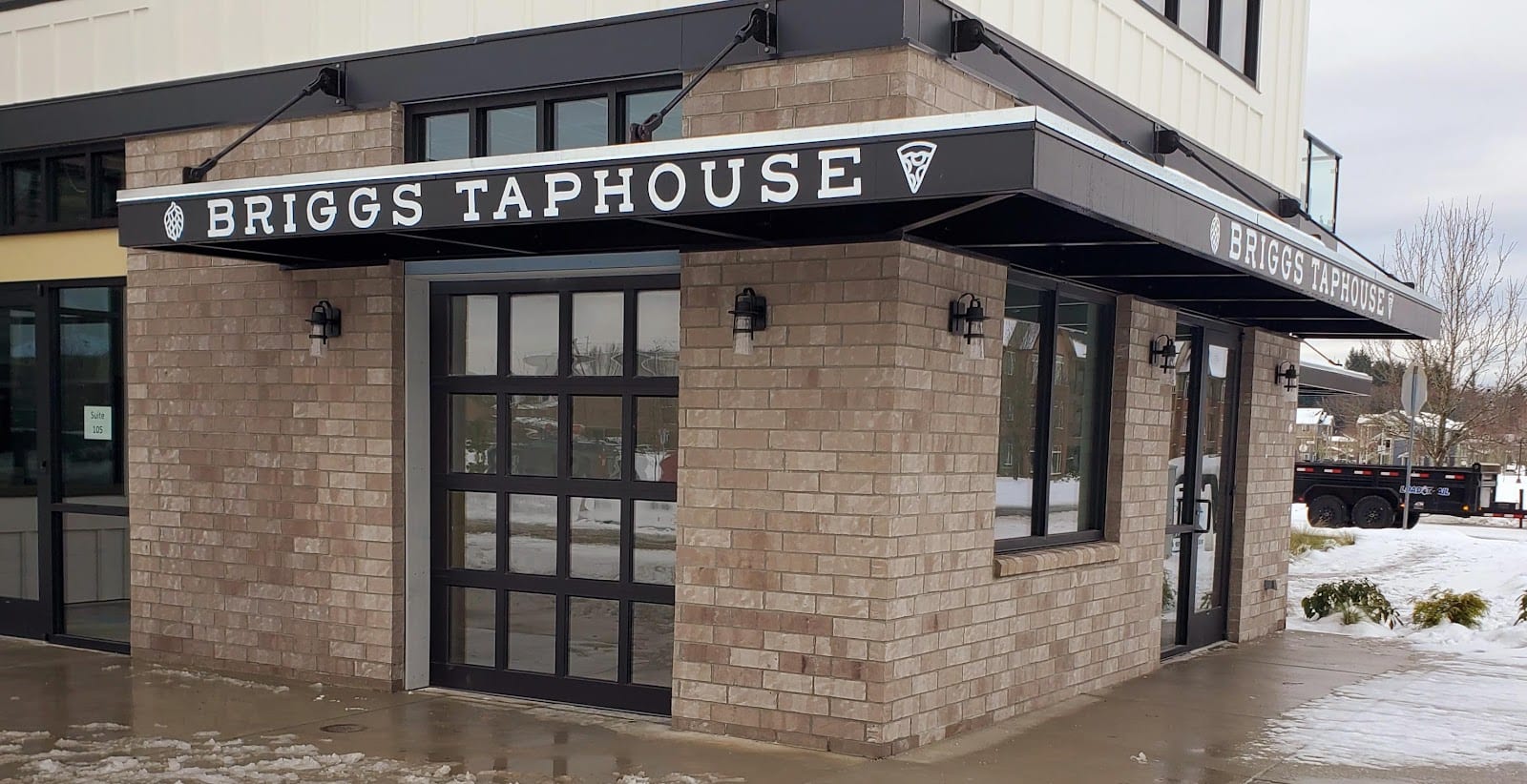 Briggs Taphouse, photo 2