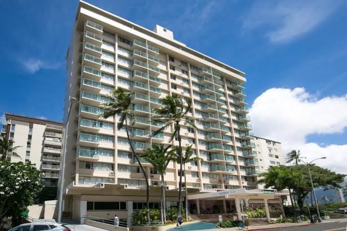 FIRST CABIN INTERNATIONAL HAWAII, photo 4