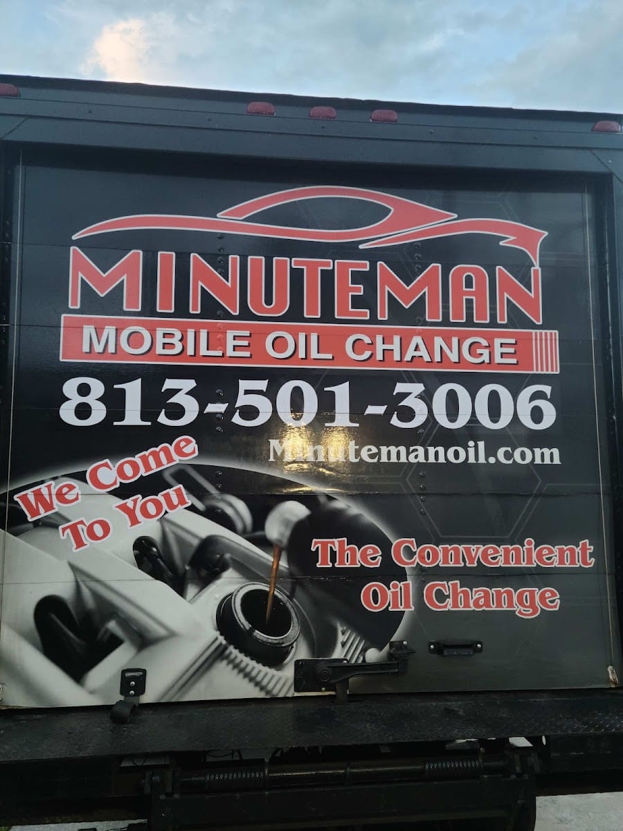 Minuteman Mobile Oil Change, photo 4