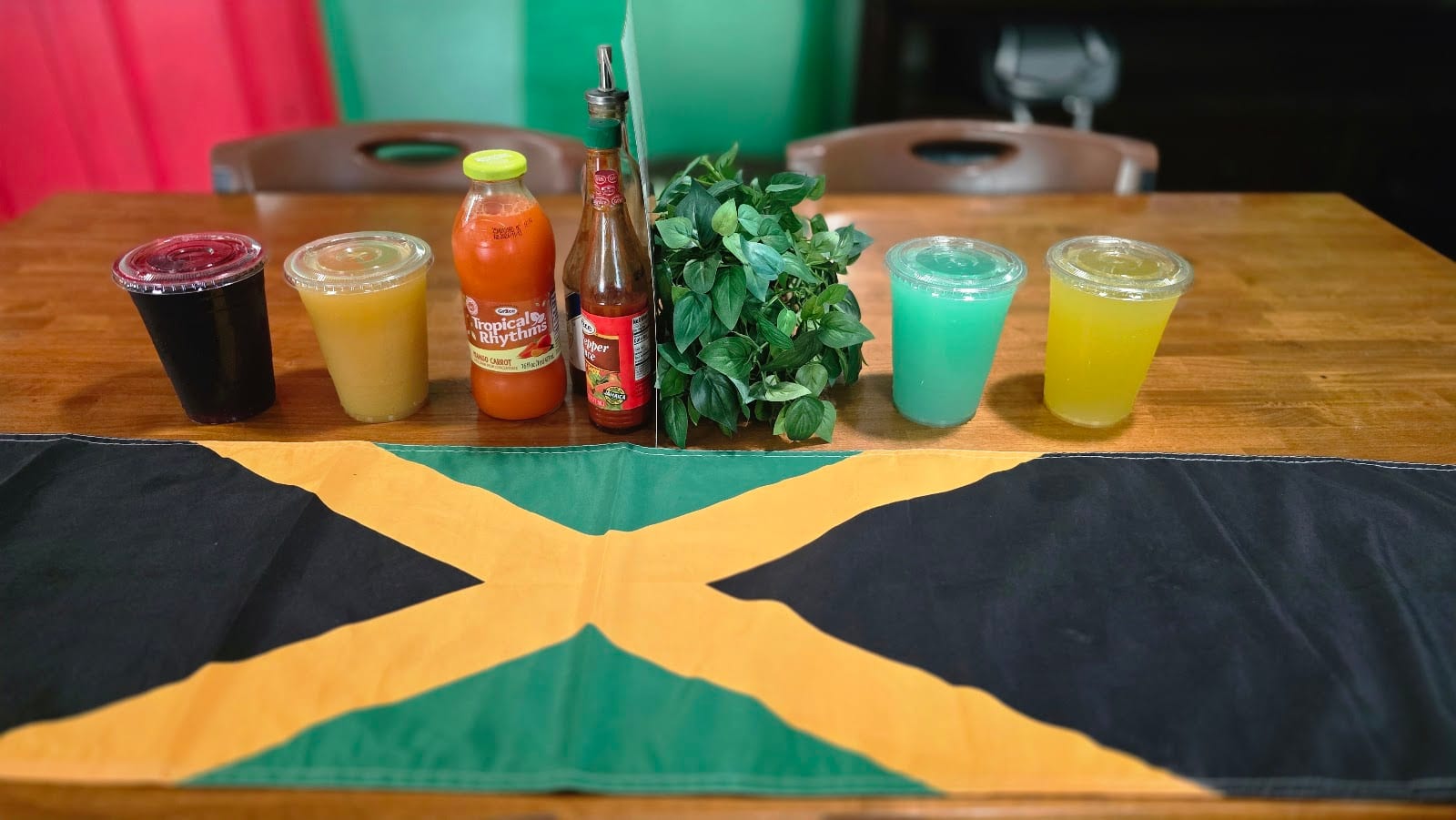 Roots Jamaican restaurant, photo 3