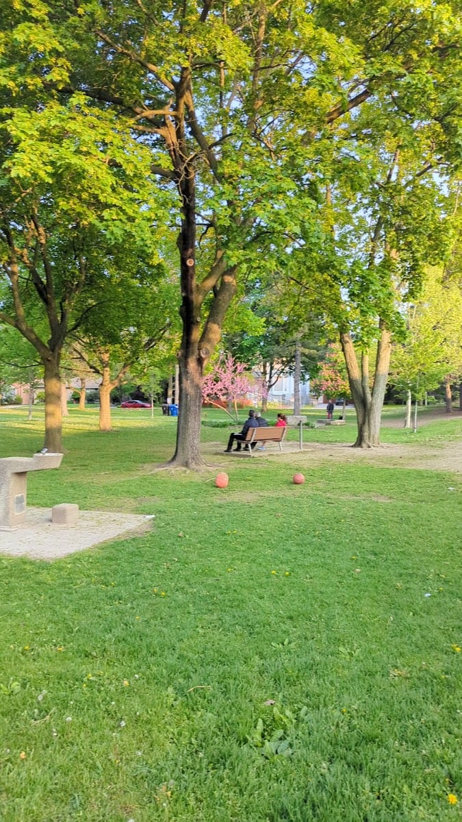 Owen Park, photo 2