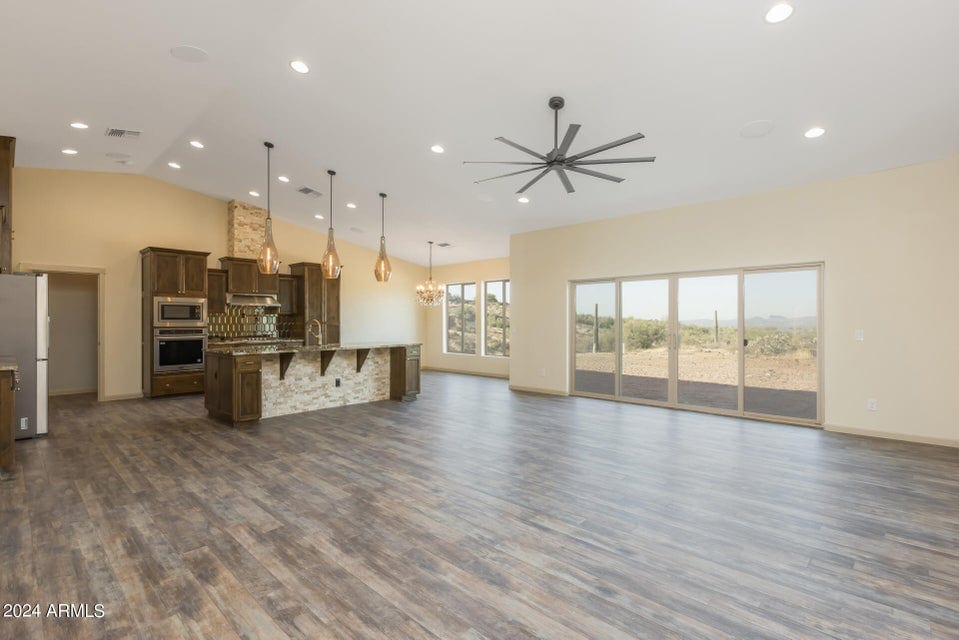 Loretta Sernowski Realtor