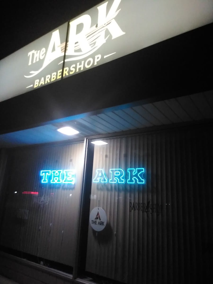 Mr. Straight Razor, photo 4