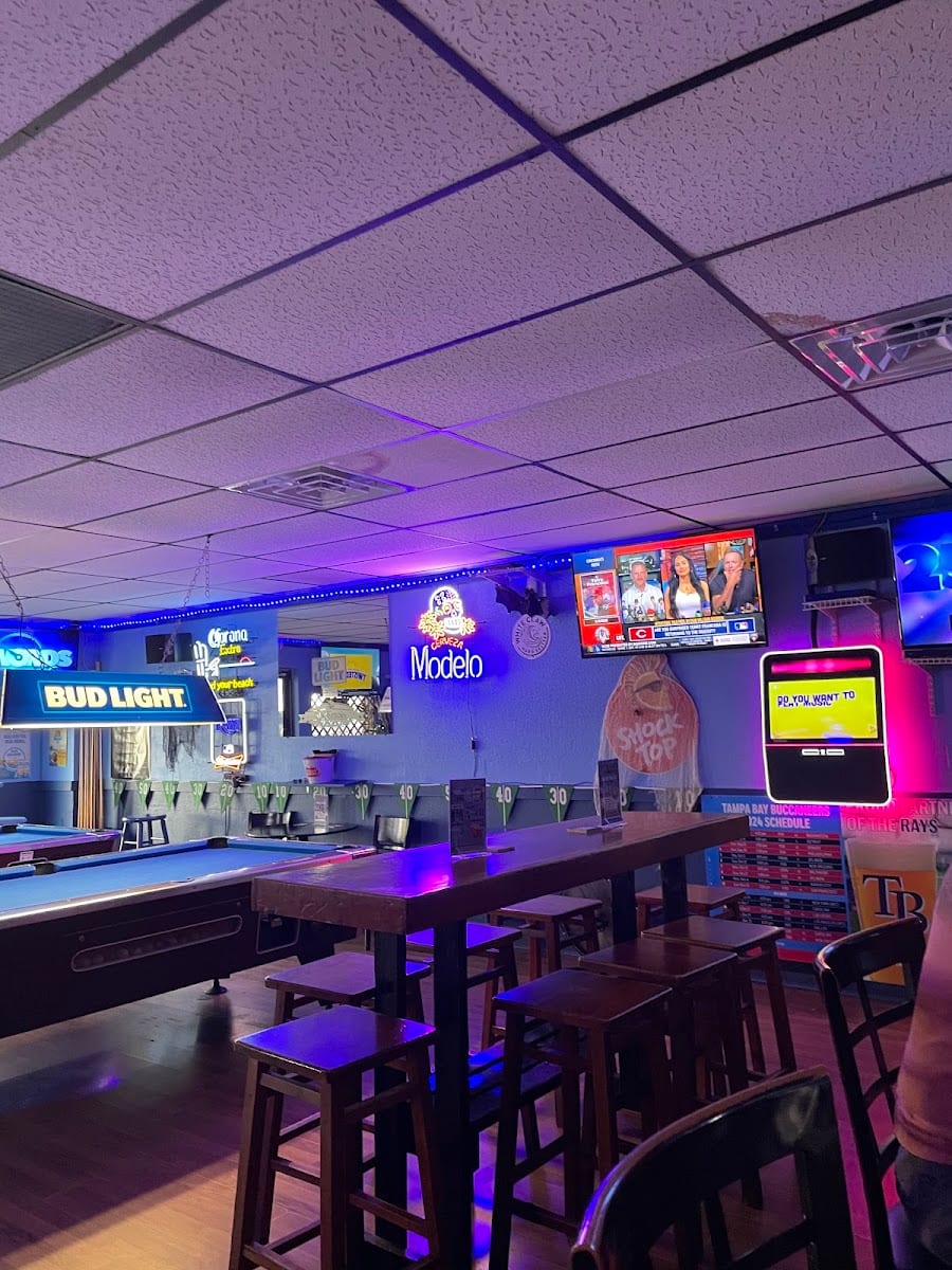 Mackenzies Sports Tavern, photo 3