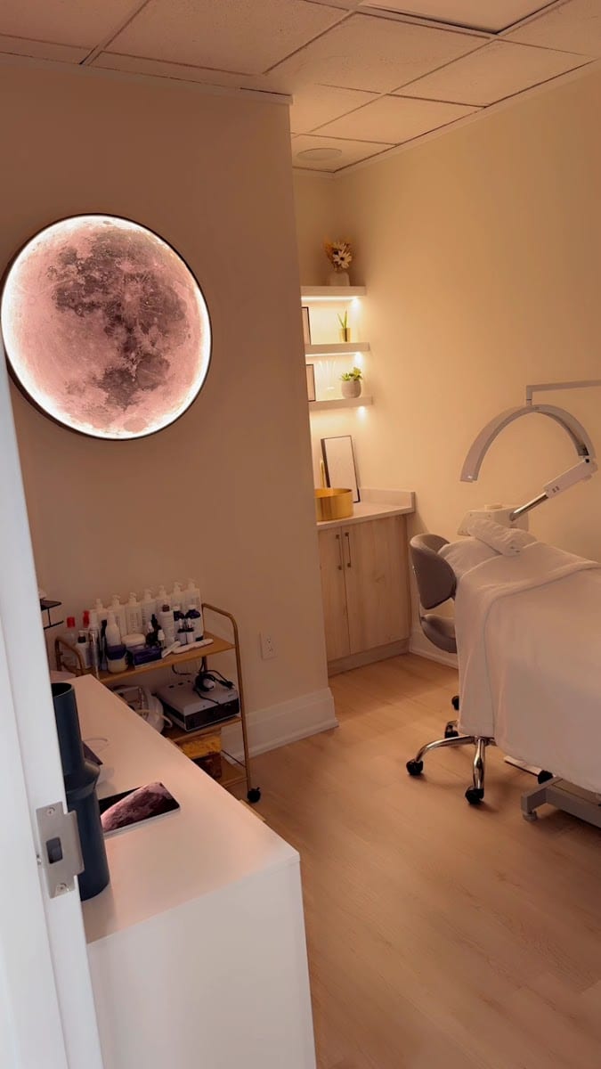 H&H Beauty Med Spa, photo 2