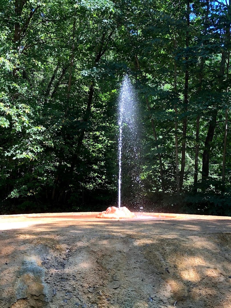 Geyser Trail, photo 4