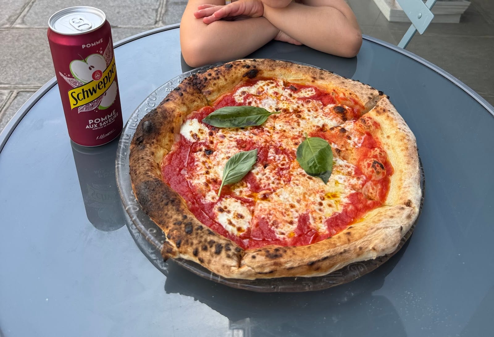 Pizza artisanale au Marais, Paris 3 – 45 Rue de Turenne, Place des Vosges – Le Four du Marais, meilleure pizza de Paris., photo 4