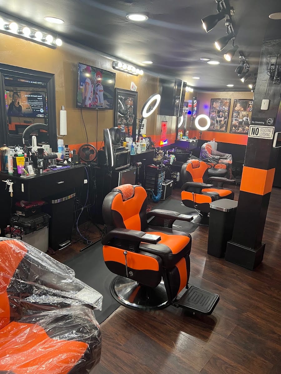 Big Dre Cutts Barber Lounge LLC