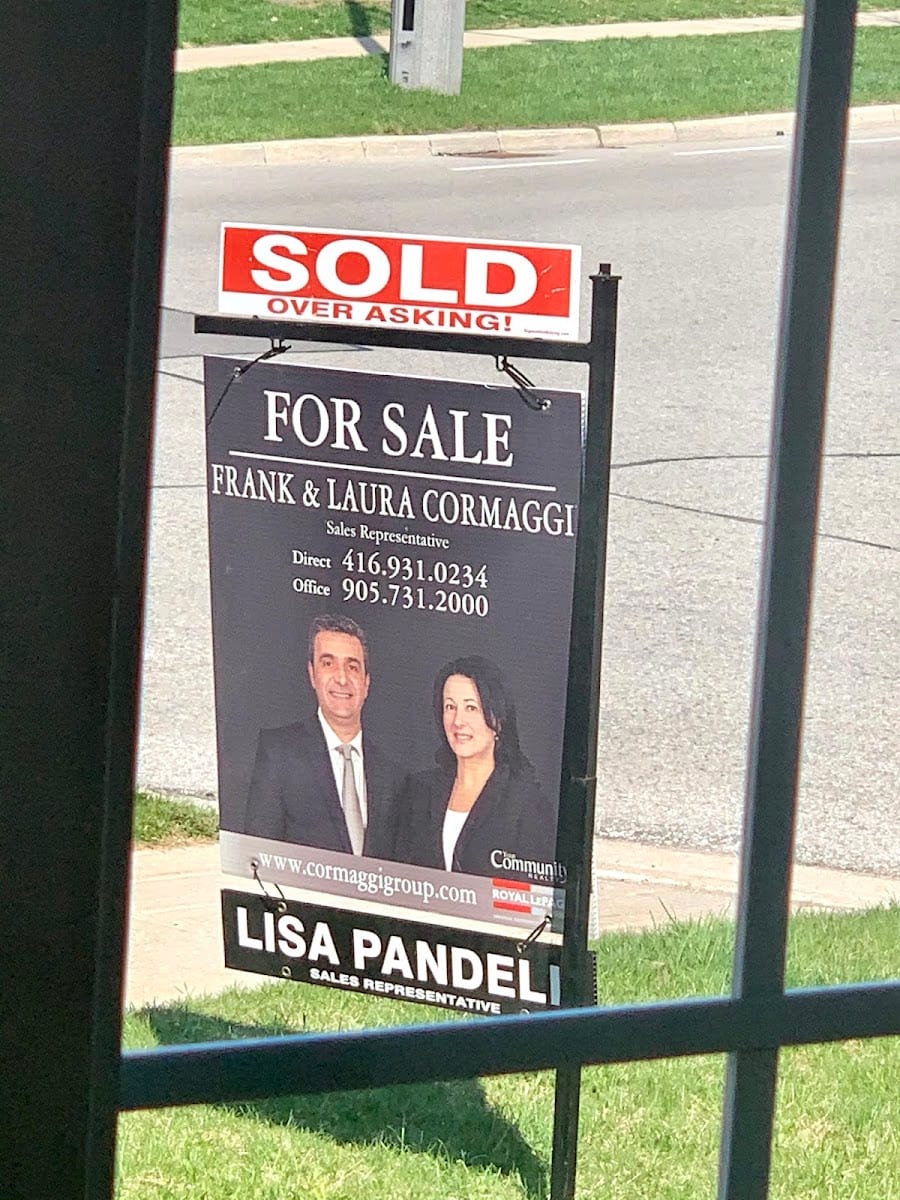 Frank & Laura, Cormaggi Group Real Estate, Richmond Hill Realtors, photo 4