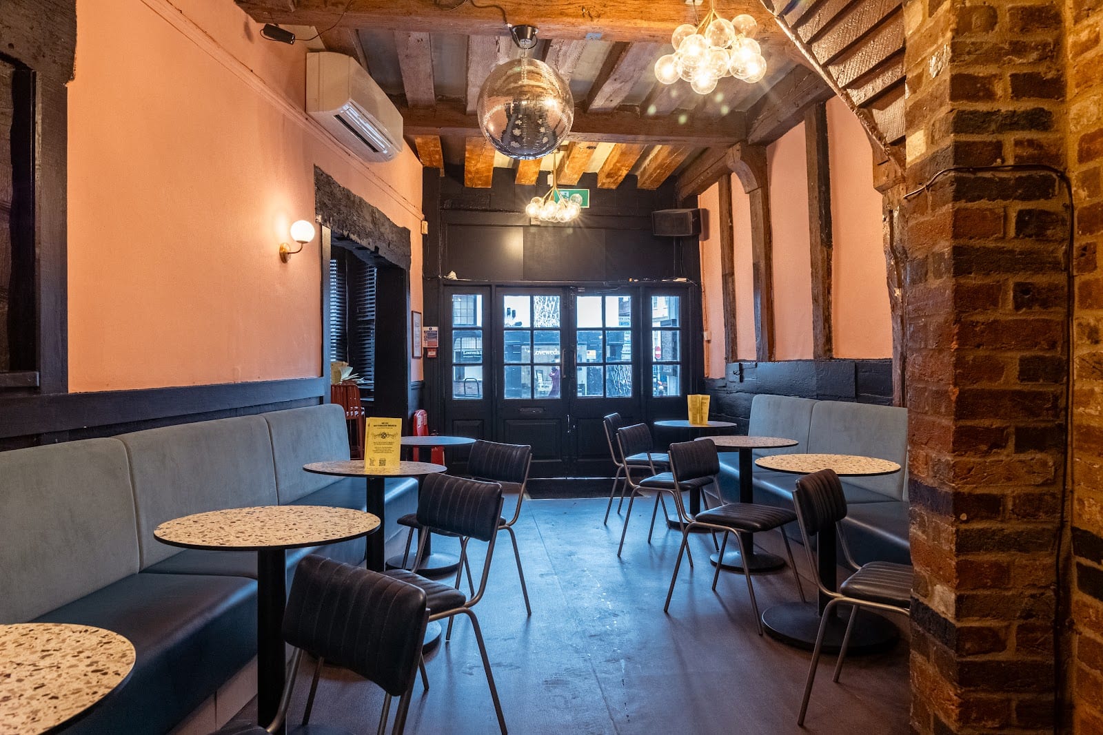 Tequila Mockingbird St.Albans, photo 2